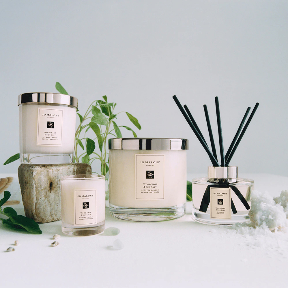 crea_gift-giving-tijdloze-klassiekers-jo-malone-london-wood-sage-sea-salt-geurkaars