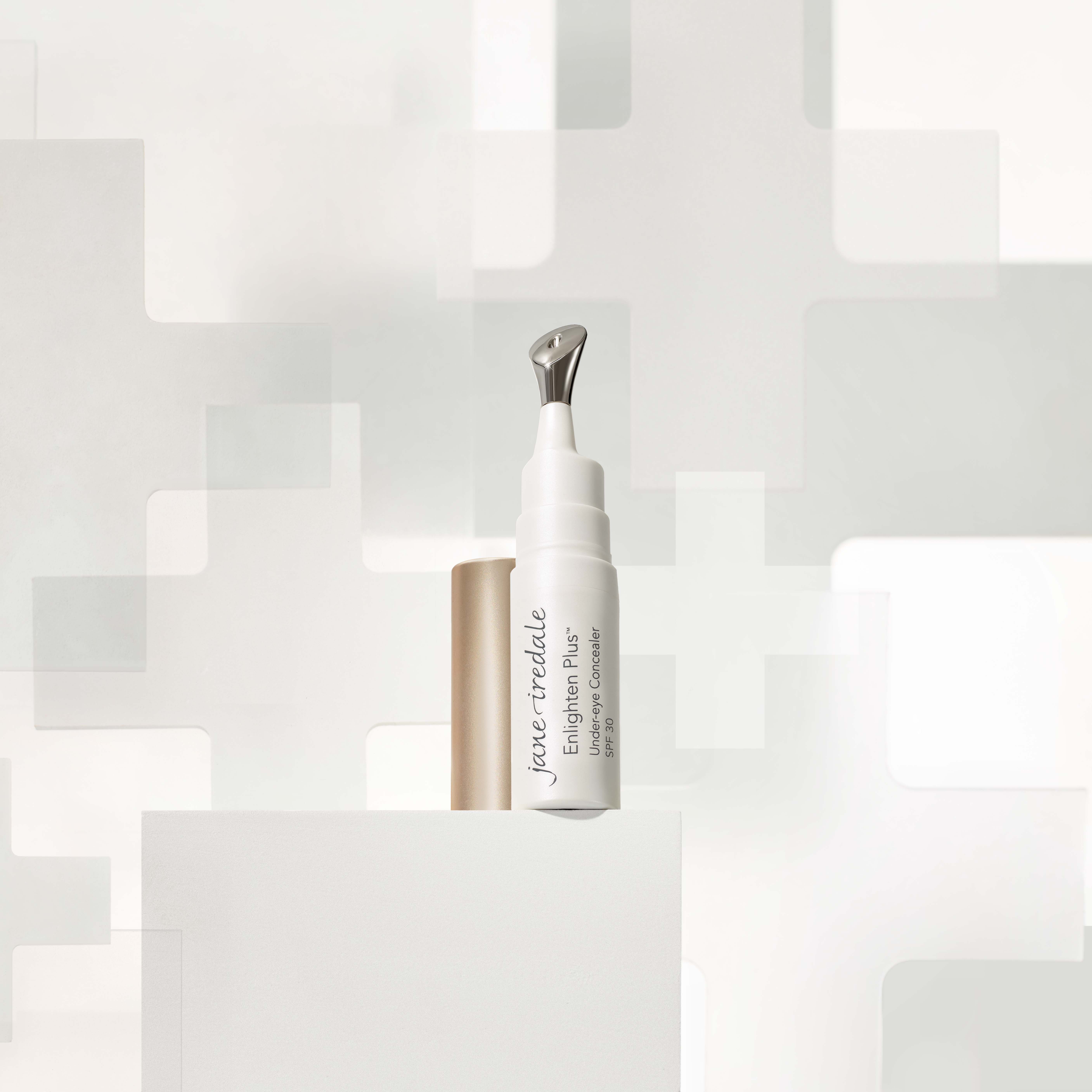 crea_jane-iredale-enlighten-plus-under-eye-concealer