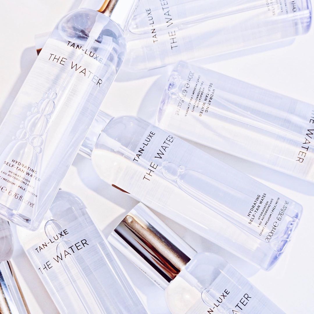 crea_tan-luxe-the-water